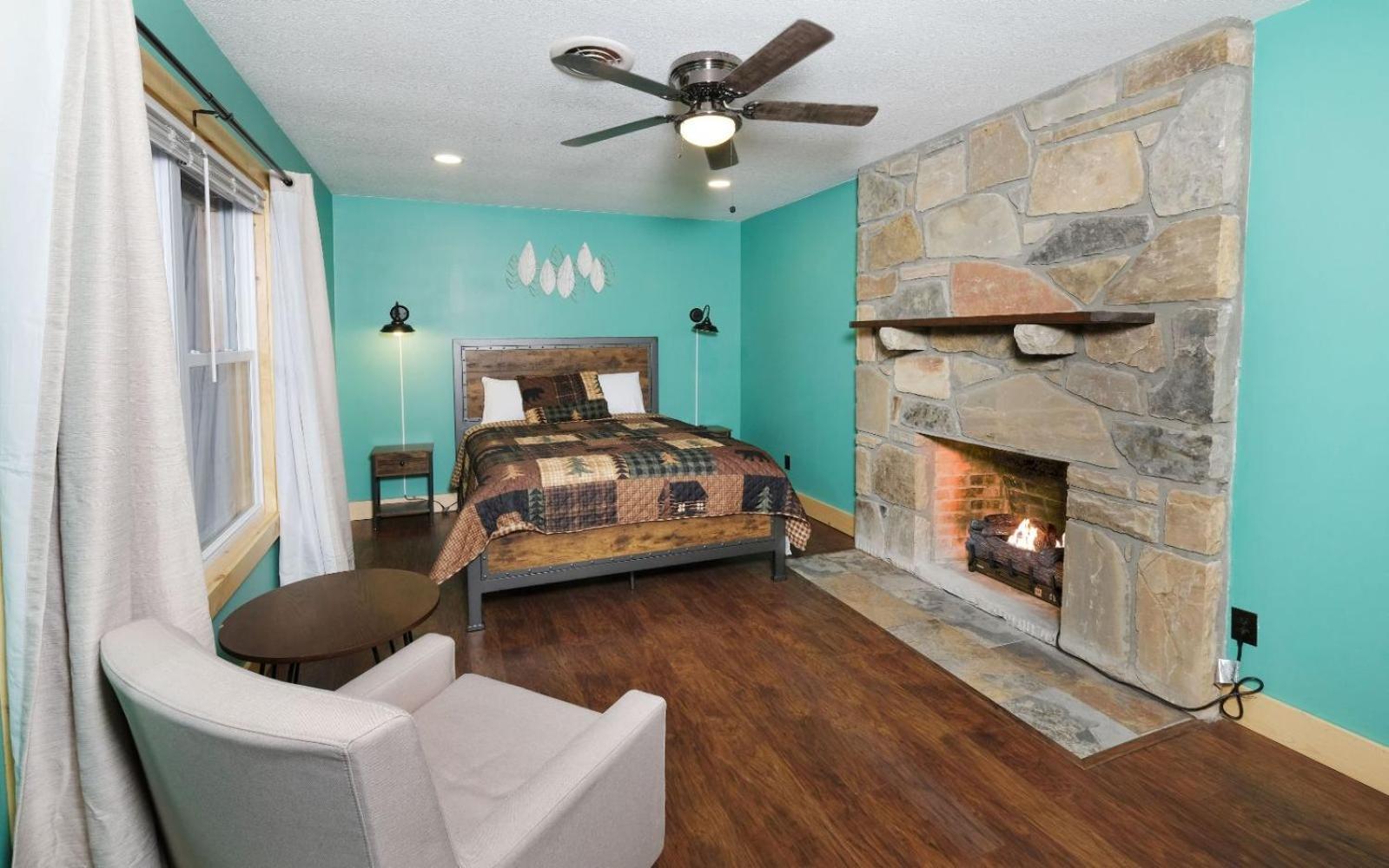 Big Oak Hideaway Villa Gatlinburg Bagian luar foto